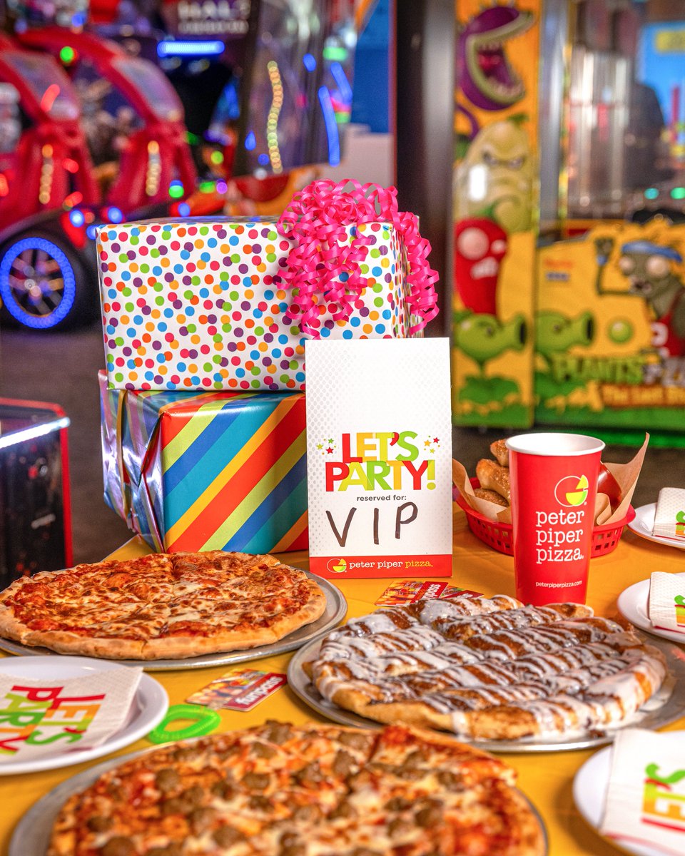 PeterPiper_WD's tweet photo. 🎉 Enjoy delicious pizza, create lasting memories, and dive into tons of fun in our game room while we handle the heavy lifting for you! 🎉🍕

🥳 Your next VIP birthday reservation is one click away! Learn more at https://t.co/781qF27MBc. https://t.co/a4bcv0VI6o
