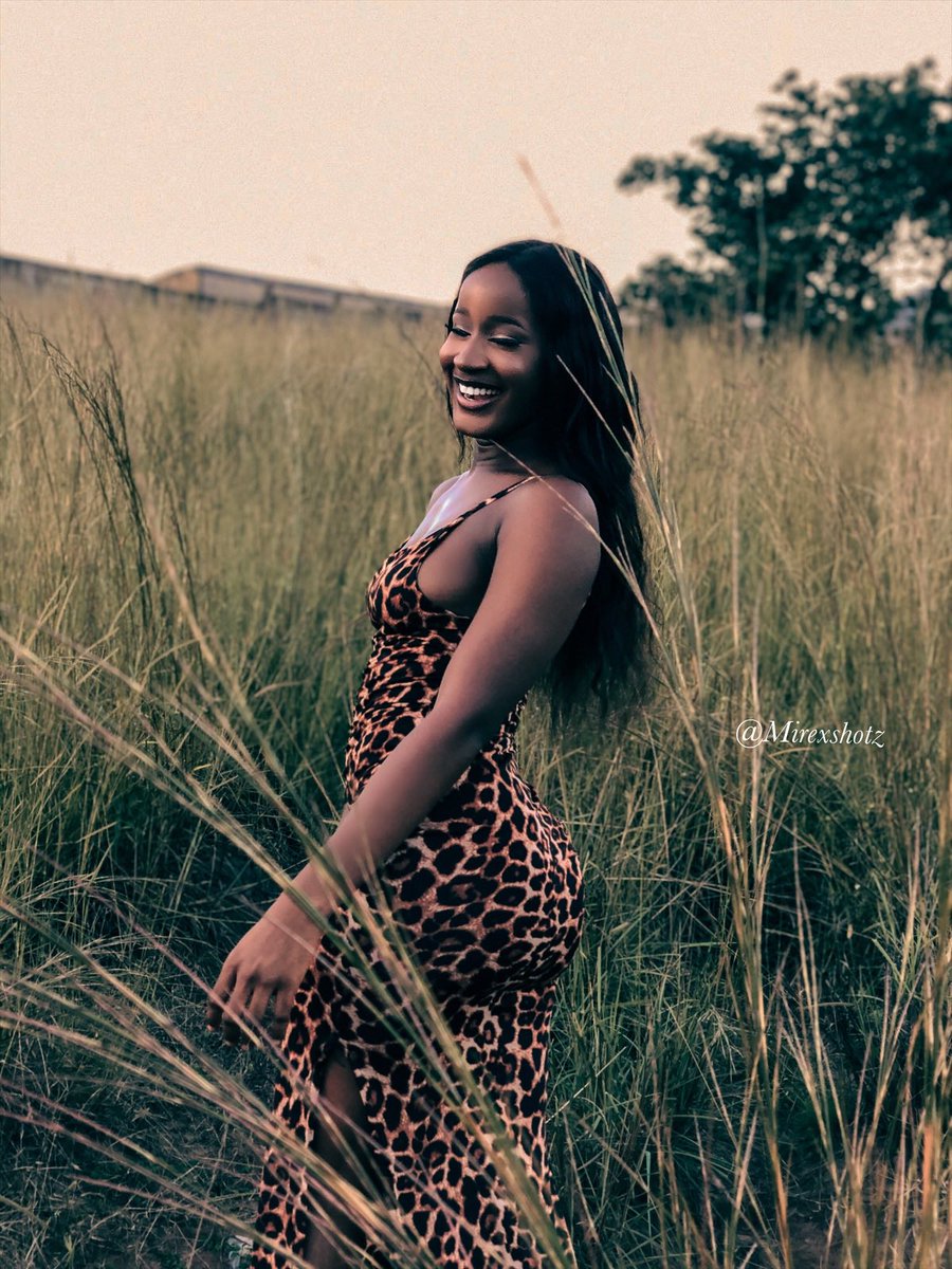 mirexmoses's tweet photo. She’s not a child, I took this picture of her in 2021 https://t.co/gpS8iWXc0S