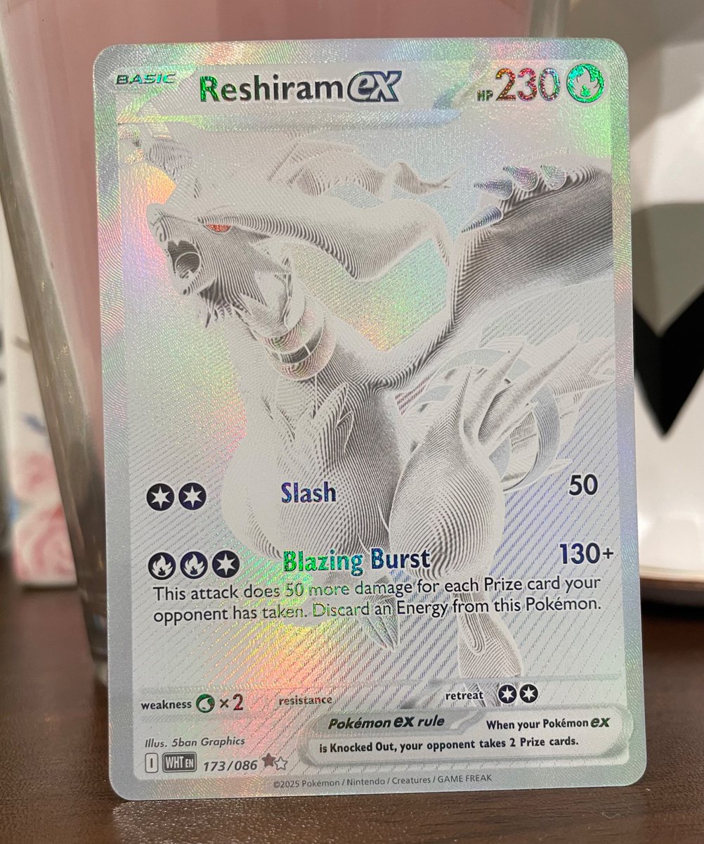 reshiiren's tweet photo. Finally own one of my top chase cards 🤍🖤 https://t.co/DYmikZ1y7C