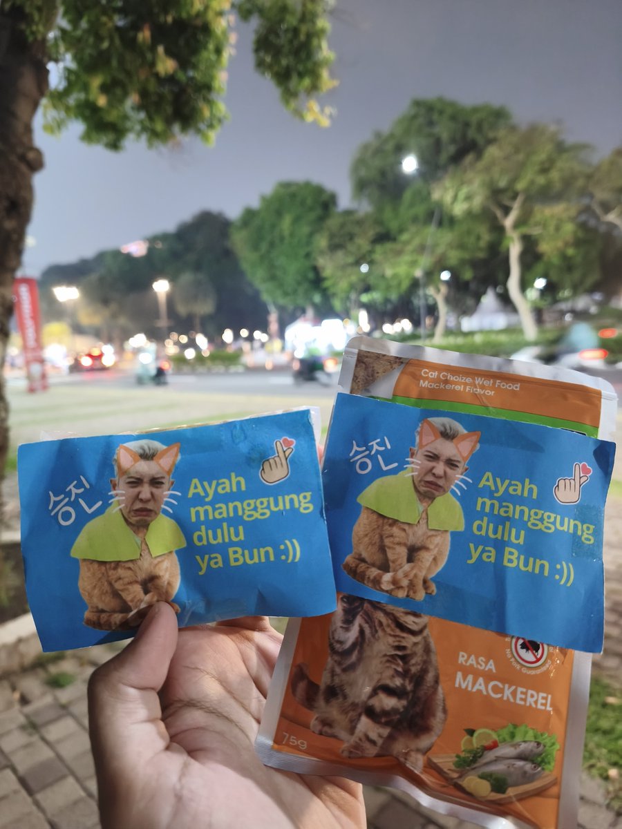 ChocoGyulaliDot's tweet photo. aku sama temenku dapet freebies ini tadi malem pas nuker tiket, buat kakanya makasii banyaa yaaa udh bkin freebies ini.. 🫶🏻🤍 https://t.co/uctEpCFBiA