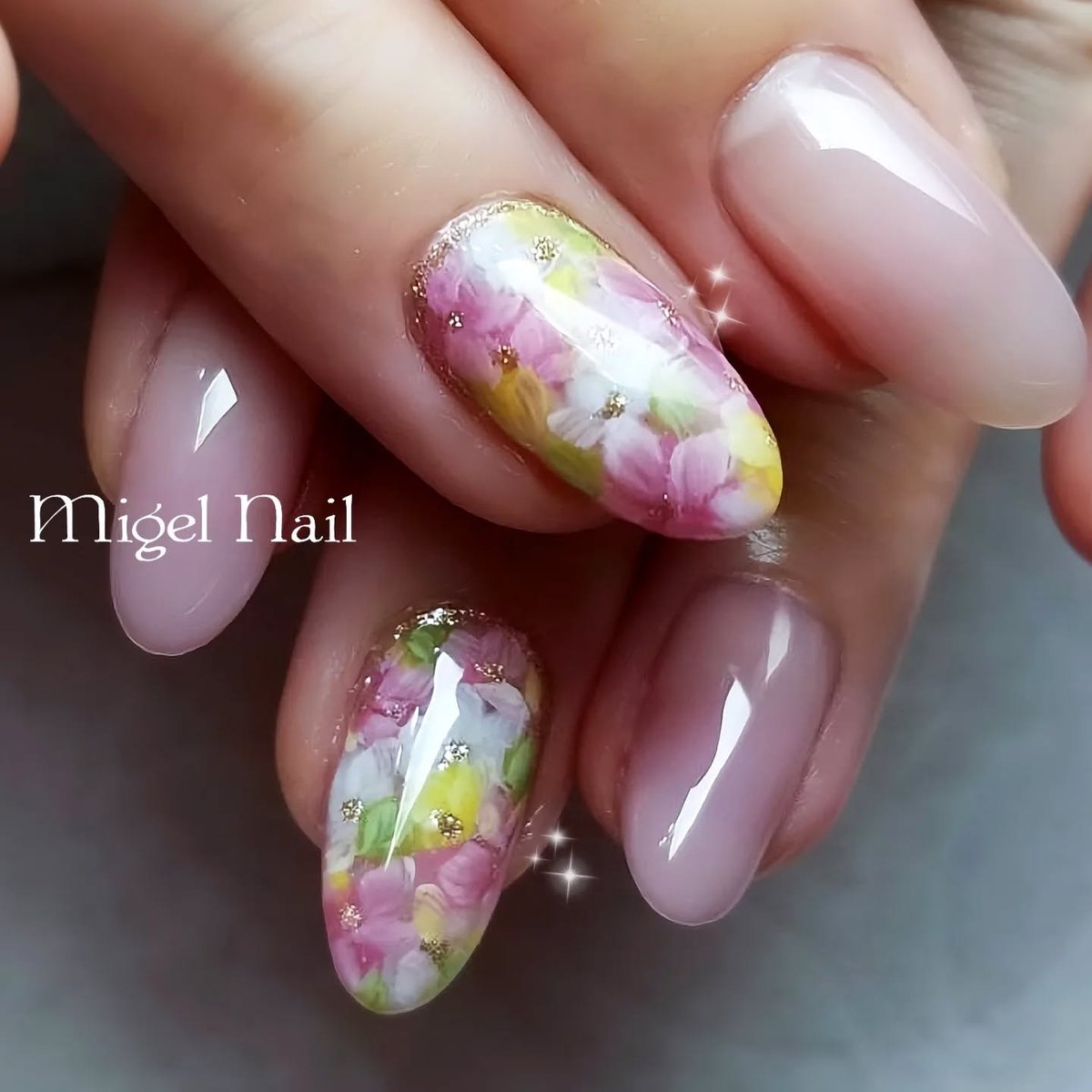 MigelNail's tweet photo. 💐
春フラワーガーデン💗
#白川麻里先生プロデュースカラー を使用したお花デザインです💕

@kobe_and_nail 
@paragelnail

*******************************...

詳細はこちら↓（ネイルブック）
https://t.co/BZei36VFjD https://t.co/QjzNuRuFnS