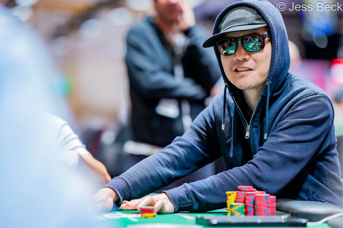 PokerNews's tweet photo. 🚨 | FINAL TABLE of the @WSOP $10,000 No-Limit 2-7 Lowball Draw Championship!

Ryutaro "@succhan627" Suzuki still holds the chip lead, with @ShaunDeeb close behind 2nd in chips.

Follow the FT action to see comes out on top for $428,923 and the gold 👇 https://t.co/POzgGWHSSt