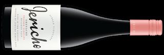 Qwine's tweet photo. I reckon this Bracken Vineyard Grenache would shine beside food. Irrespective, it's once again a very good expression of the variety from the McLaren Vale sub-region of Blewitt Springs. https://t.co/CuaT3mOSqr https://t.co/3449hP33gr