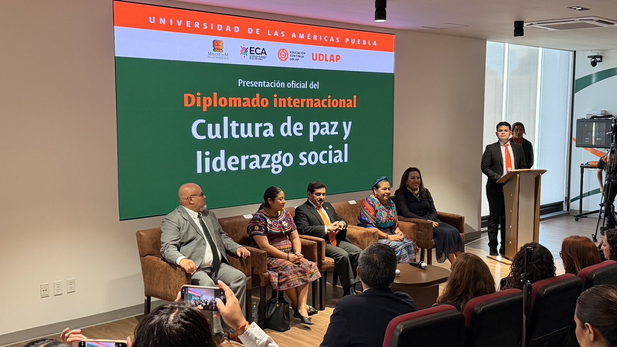 udlap's tweet photo. Sigue la transmisión de la presentación del Diplomado Internacional: Cultura de paz y liderazgo social, con la presencia de la Dra. Rigoberta Menchú Tum, premio Nobel de la paz 1992.
https://t.co/RWBnMOsm76 https://t.co/fdcY8Aprns