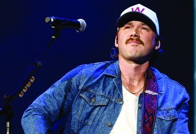 TheTorontoSun's tweet photo. Morgan Wallen addresses viral piano-flipping moment at Denver concert https://t.co/LX3qICRrbG https://t.co/gmVQPsEtsW