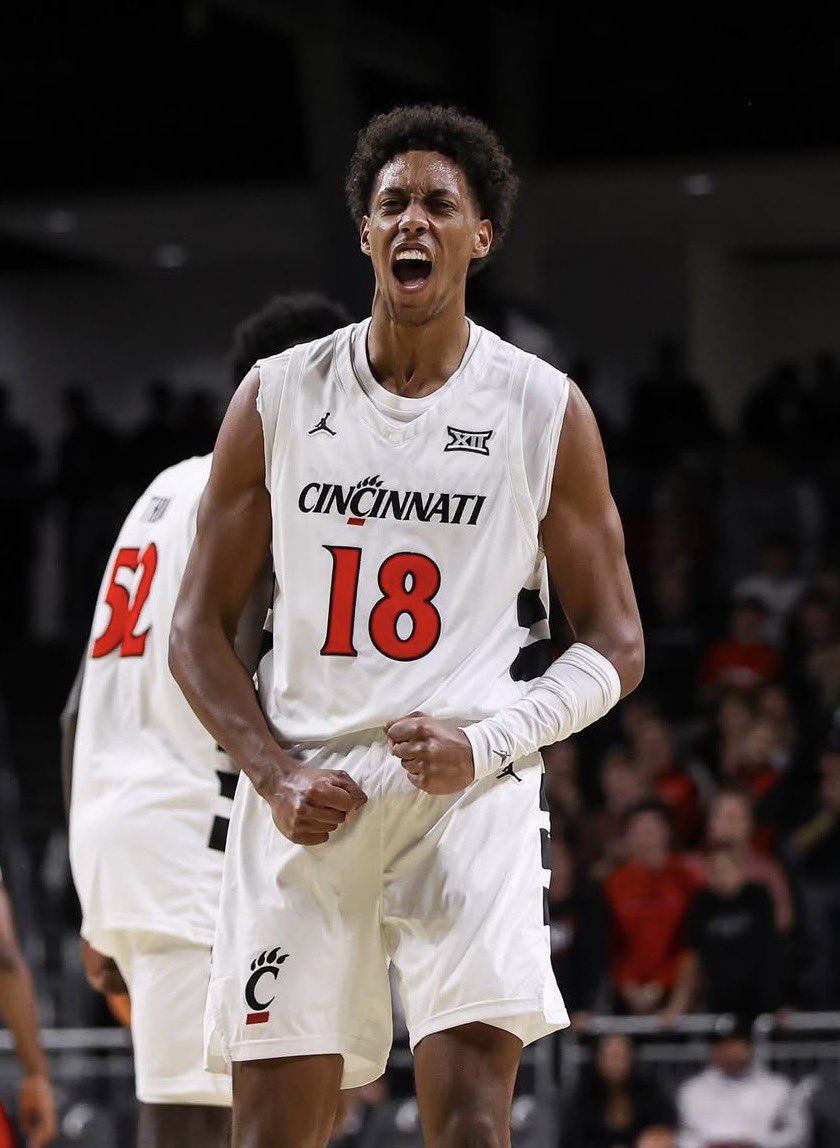 KJScouting's tweet photo. Coming in at 13th on my Big Board is Cincinnati Senior Baba Miller. 

In this thread I take a look at his game and explain my ranking. https://t.co/YdvWMCH8ZM