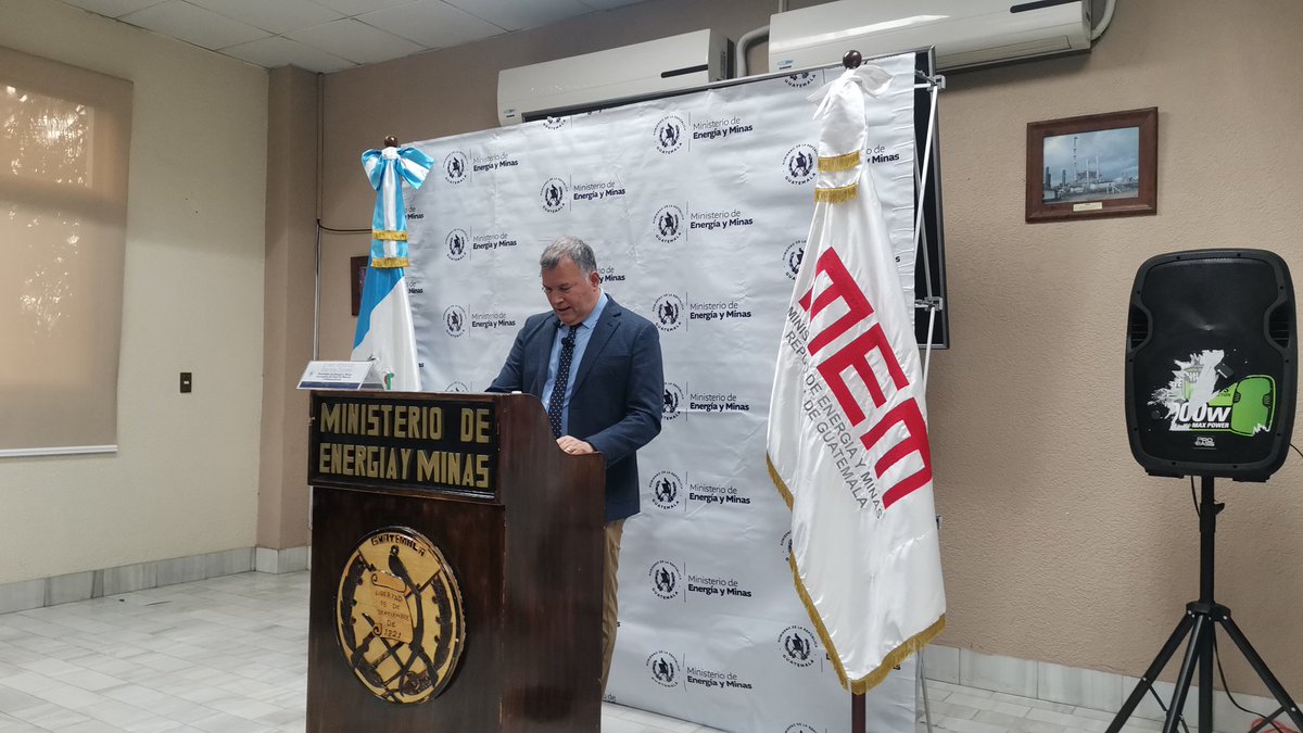 rbolanos_pl's tweet photo. La mezcla del 10% de etanol en la gasolina para el público en general se aplaza para el 21 de agosto del 2026, informó el @MEMguatemala. La fecha inicial era el 30 de junio, pero se hizo una reforma para flexibilizar la norma técnica para la implementación. @prensa_libre https://t.co/J4efo5nxpP