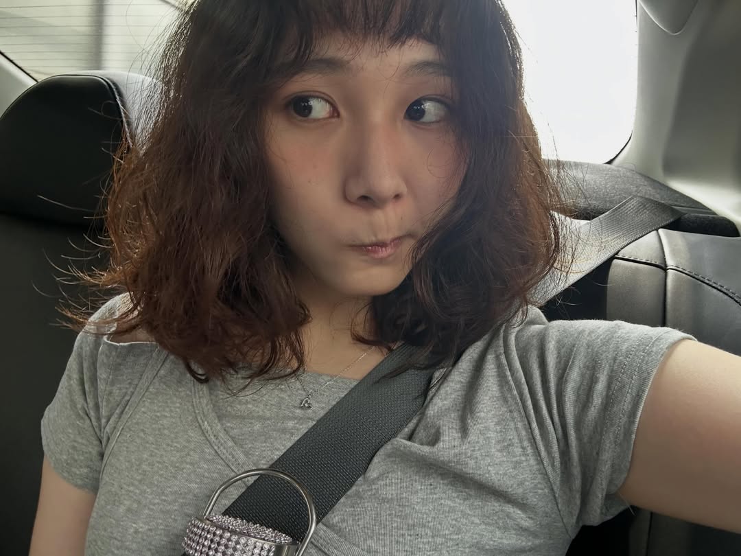 archivemia's tweet photo. [260604] _map.mia.com_ instagram update https://t.co/qzPcbpWuK3