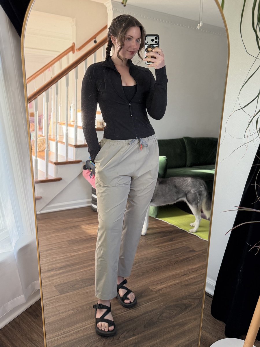 dianakillings's tweet photo. Kayaking outfit https://t.co/vXrpczCO6h