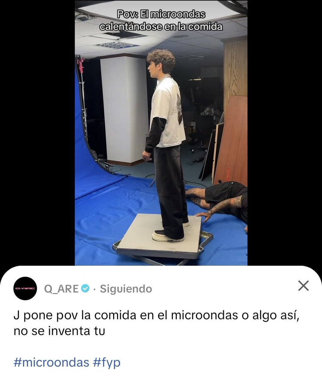 paradisio666's tweet photo. #microondas #fyp https://t.co/Bvhs3iONbp