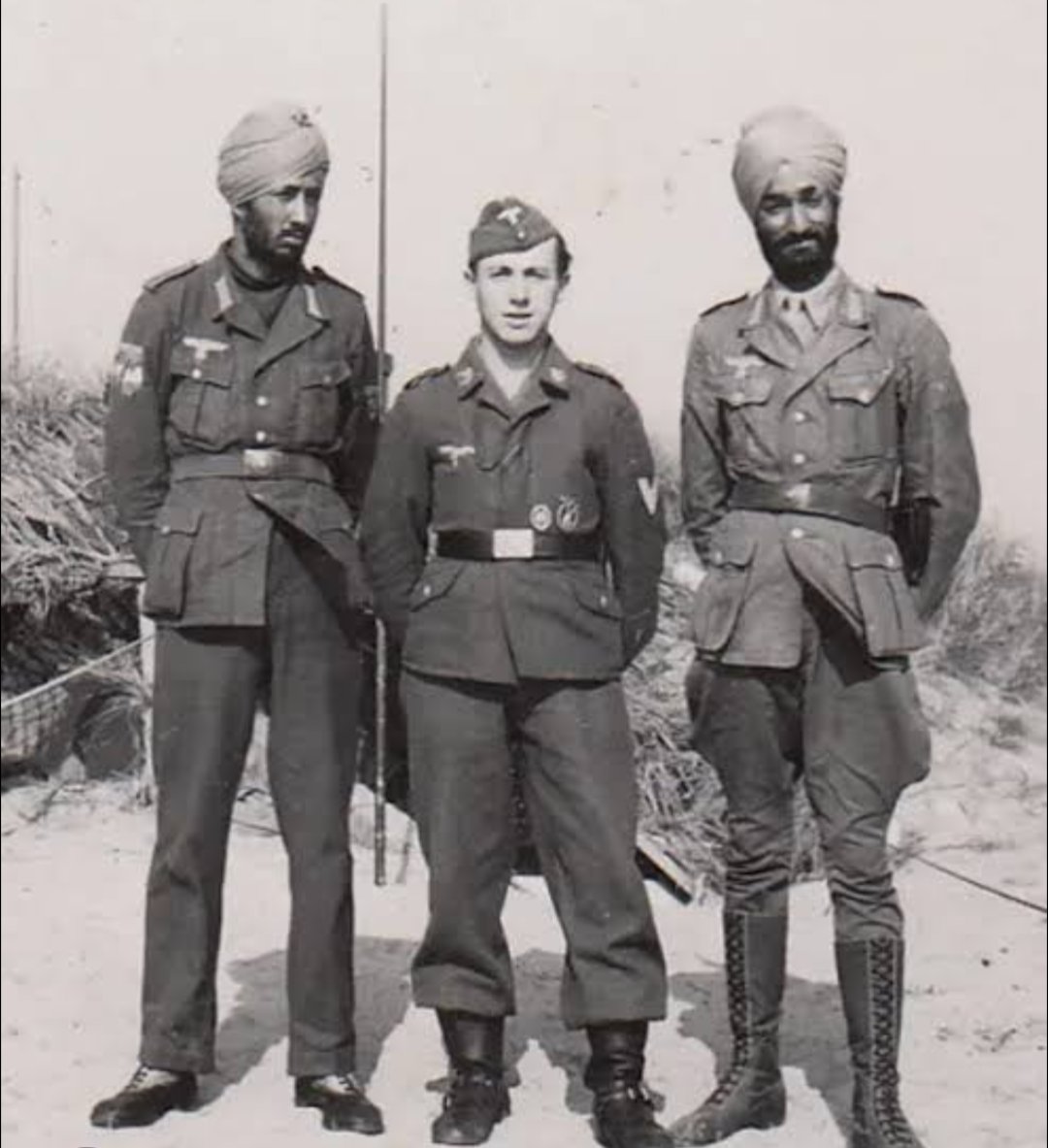 cucchlain's tweet photo. @Gandalf1849 @Lil10bag Thousands of Sikhs fought for both Nazi Germany and Imperial Japan, killing British soldiers.

Why are you denying historical fact? https://t.co/lp8FAFgIqK