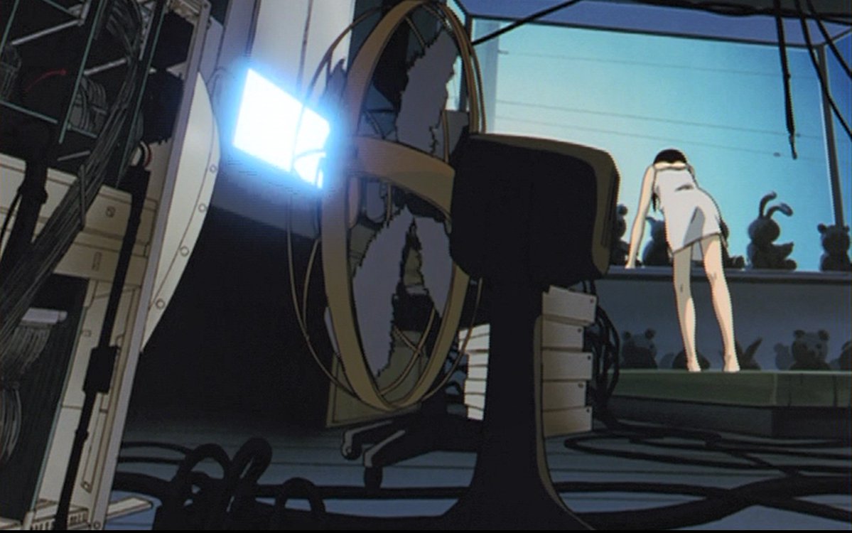 uraniwamoviecom's tweet photo. lain(1998)玲音がNAVIを組むシーンがフェティッシュで好き。静電気が駄目だからと人目をはばからずにスリップ姿で作業。父親に頼らず猛然と組み上げていくと部屋はやがて何かを産み落とす異形の祭壇と化しモニターを見つめる玲音の表情も一変。少女がリアルワールドから電脳界に囚われていく予兆を描出 https://t.co/ba4M95c48A