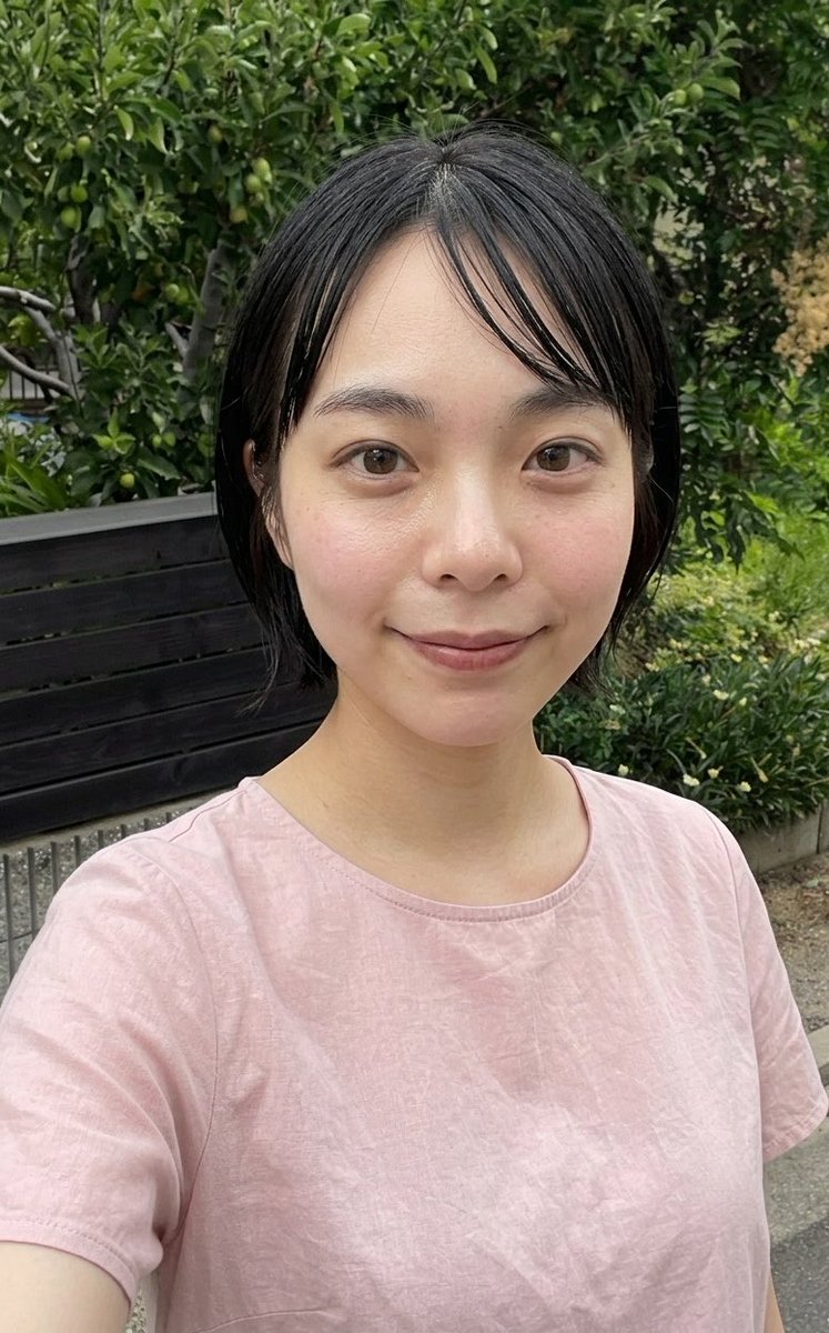 aoikaneko94's tweet photo. こんな顔で出勤してるけど脳内は監禁されることでいっぱいな人です笑 https://t.co/UrZNSXjPpl