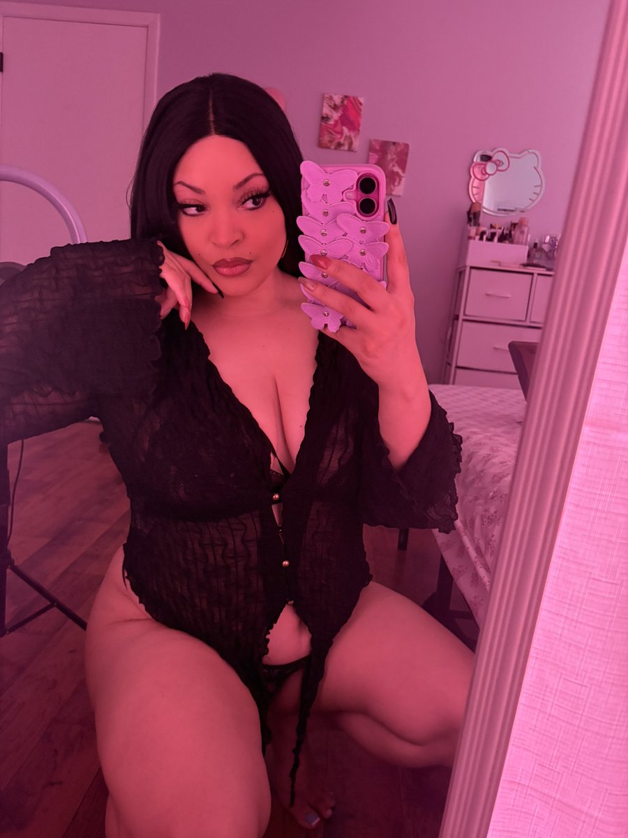 eGyrls's tweet photo. So feminine, So C*nt 🖤 https://t.co/zxFI6Q5EJx