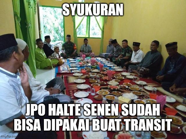TfJakarta's tweet photo. Akhirnya JPO Senen ini sudah aktif lagi setelah sekian bulan 🥺

Tinggal liftnya nihh, jangan nunggu di-viral-kan juga 🫵🏻😤
^v https://t.co/3OXkLPJzNv