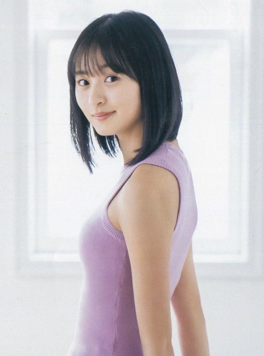 niaosabame1281's tweet photo. 虚乳なのか……？ https://t.co/6snaVx1hIM