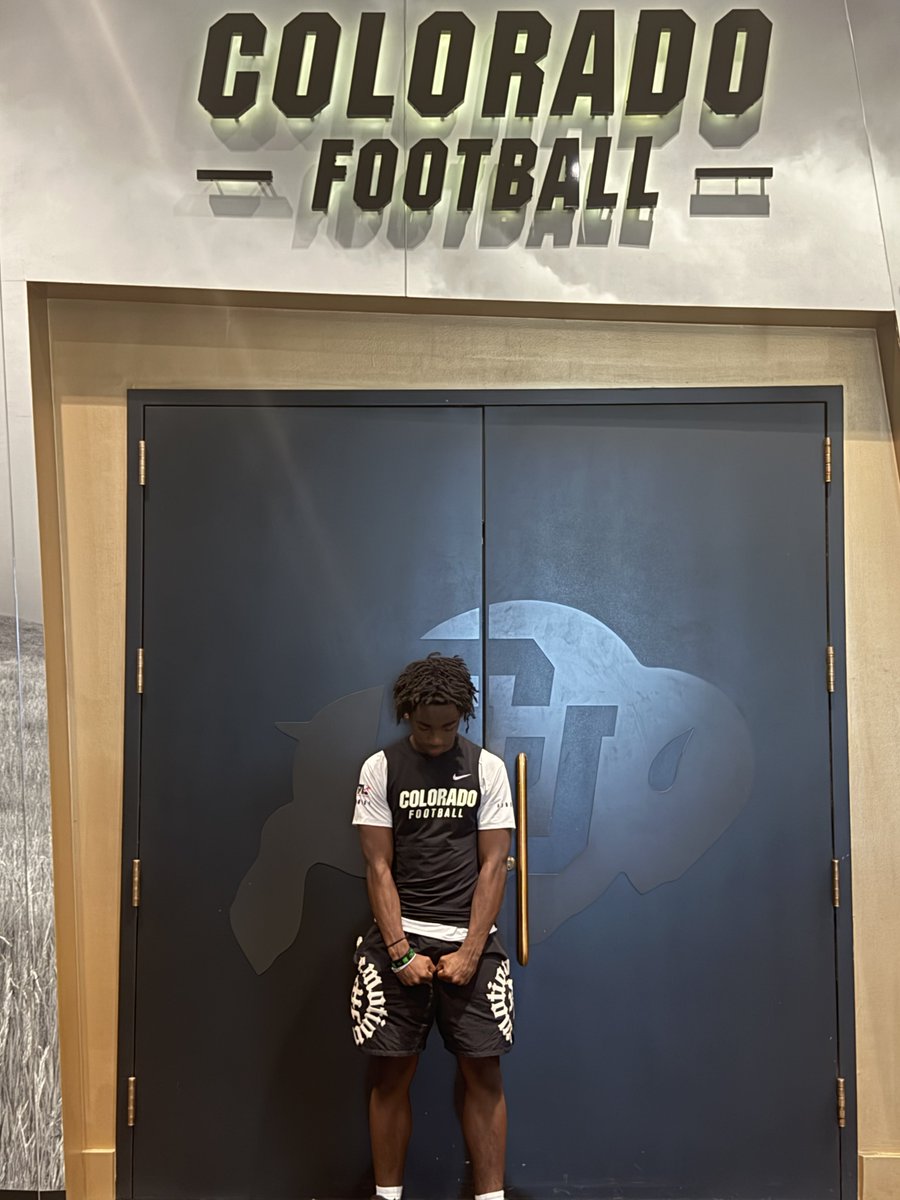 Caleb_Little_'s tweet photo. i wanna thank @CUBuffsFootball @TheCoachFletch and more of the defensive coach and other staff for helping me improve my craft and alignment i will be coming back to another camp i enjoyed it and the coaching @Coach_LJ @CoachMike904 @EdWhiteFootball @_ogwebb @247recruiting https://t.co/BE4XsFMFdu