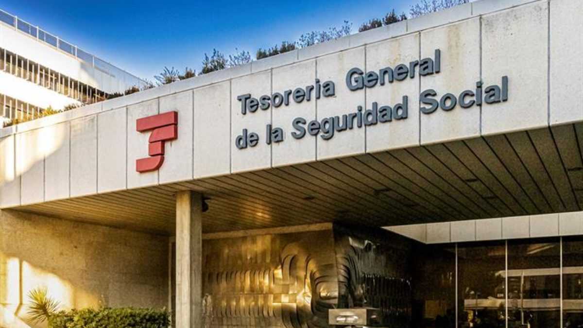 germanpv's tweet photo. La Seguridad Social obligará a los autónomos de baja a revisar notificaciones electrónicas a partir de septiembre https://t.co/XEMBeU0XTS https://t.co/DO60wArbf2