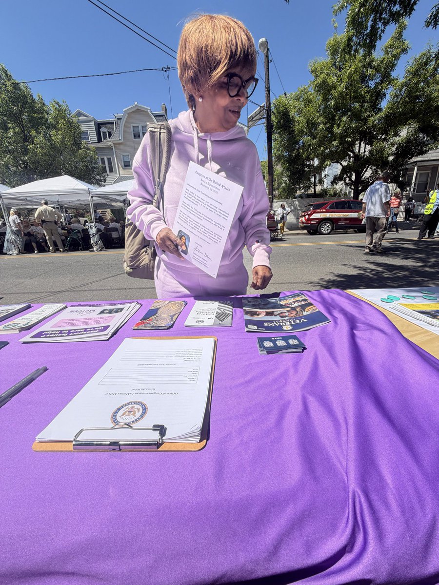 RepLaMonica's tweet photo. Today, Team LaMonica tabled at the Jersey City Senior Festival. It was a great event filled with dancing, eating, and connecting with the seniors in the area. 💜 https://t.co/KS7Xb6j9kp