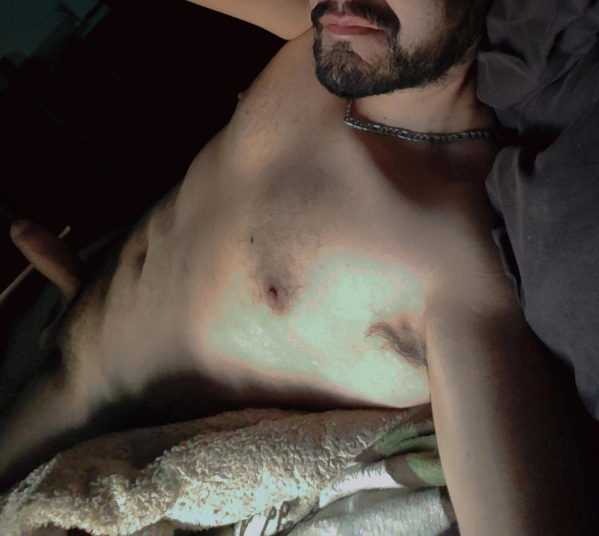 MatiCheverri's tweet photo. Los días lluviosos me ponen hot
Un trío o qué?! https://t.co/Q7kKCcapIy