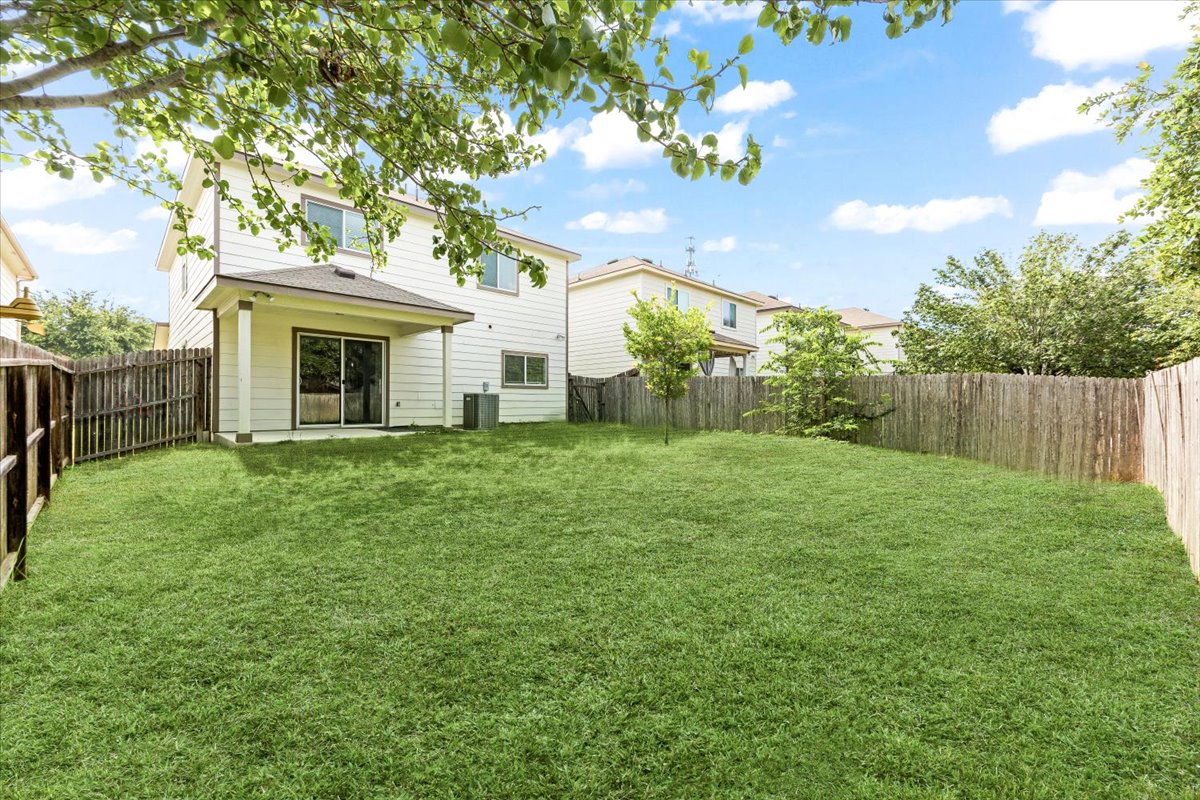 SAhomeguide's tweet photo. ***San Antonio Home For Sale!***
3bd/3ba | 2,044 sqft | 78253
Price &amp; Details: https://t.co/vJeumWOBlq https://t.co/EUniUibgy4