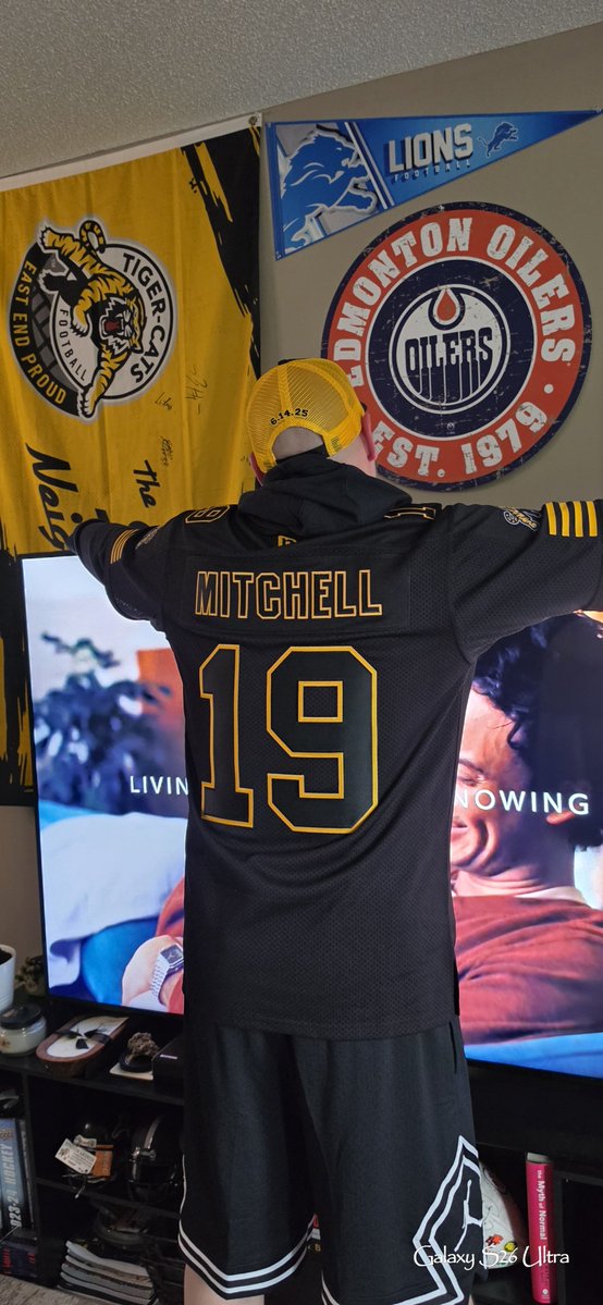 jdy85's tweet photo. @Ticats @StJeanRealty SHERWOOD PARK, ALBERTA. LETS GOOOOOOOOO https://t.co/t2QCnz17Ot