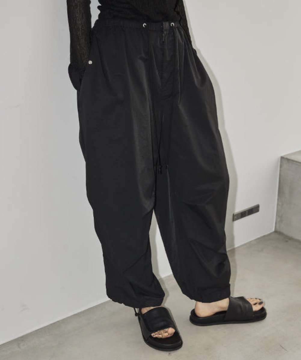 eieiyongswim's tweet photo. 夏コーデにめちゃめちゃ使えそうなtodayfulのナイロンパンツ🦢……が30%off .ᐟ.ᐟこれ可愛い.ᐟ.ᐟ https://t.co/B2NTO32vau