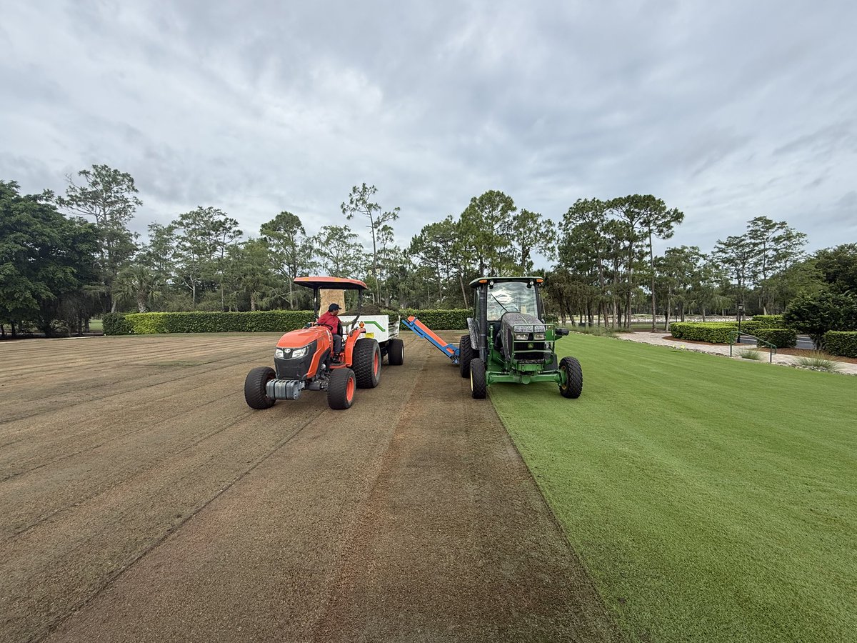 ATIGolfServices's tweet photo. Freshening up the practice facilities today at Naples National Golf Club. 

We’re Fraze mowing the range tee using the GKB Combinator, helping maintain a clean, consistent, and healthy playing surface for members. 

#ATIGOLFSERVICES https://t.co/GW0AqeSpII