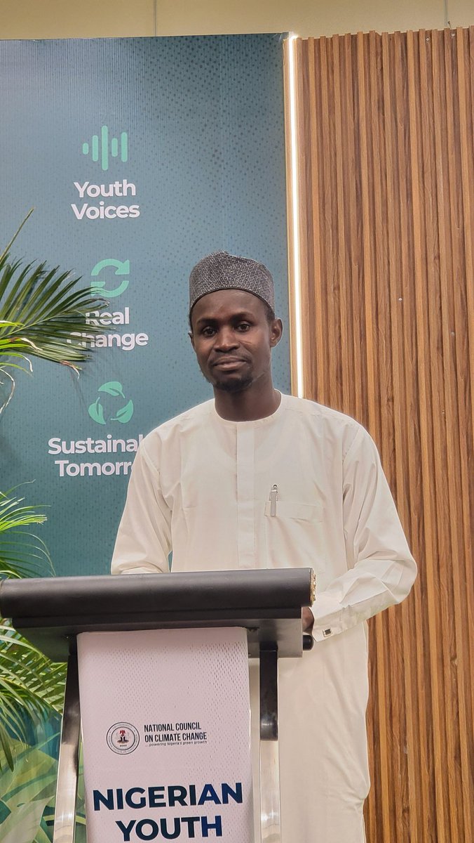 Sulemanbature02's tweet photo. At a National stage!
Attending #NYCS #NigeriaYouthClimateSummit at Abuja #ContinentalHotel..We heard the messege, Youth are the leaders and drivers of climate change.. Thank you @talk2mshehu @UNFCCC @ActionAidNG https://t.co/dnq1Lf1Ard