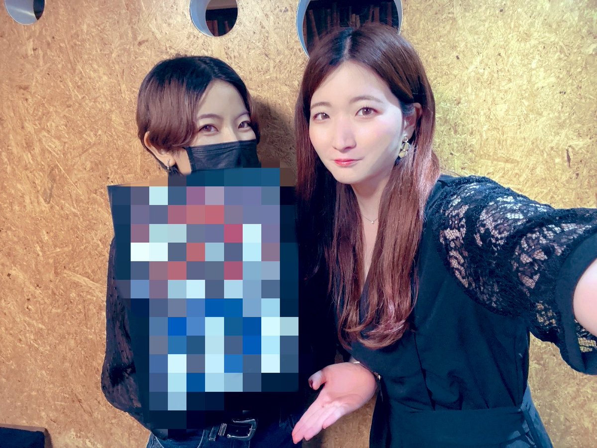 Natsume_mystery's tweet photo. 昨日はアナアキーにて、12人用のワイワイ型(?)ストプレ『ワンダースロット』テストプレイ！ご参加いただいた皆様、ありがとうございました🙌大変バチイケな皆様でした😎

髪色おそろのダブルGMのいろはすさんと🫶 最高のキービジュと概要も近日公開！続報をお待ちください🟥🟦

#ワンロト
#アナアキー https://t.co/3DYWlOn0yP