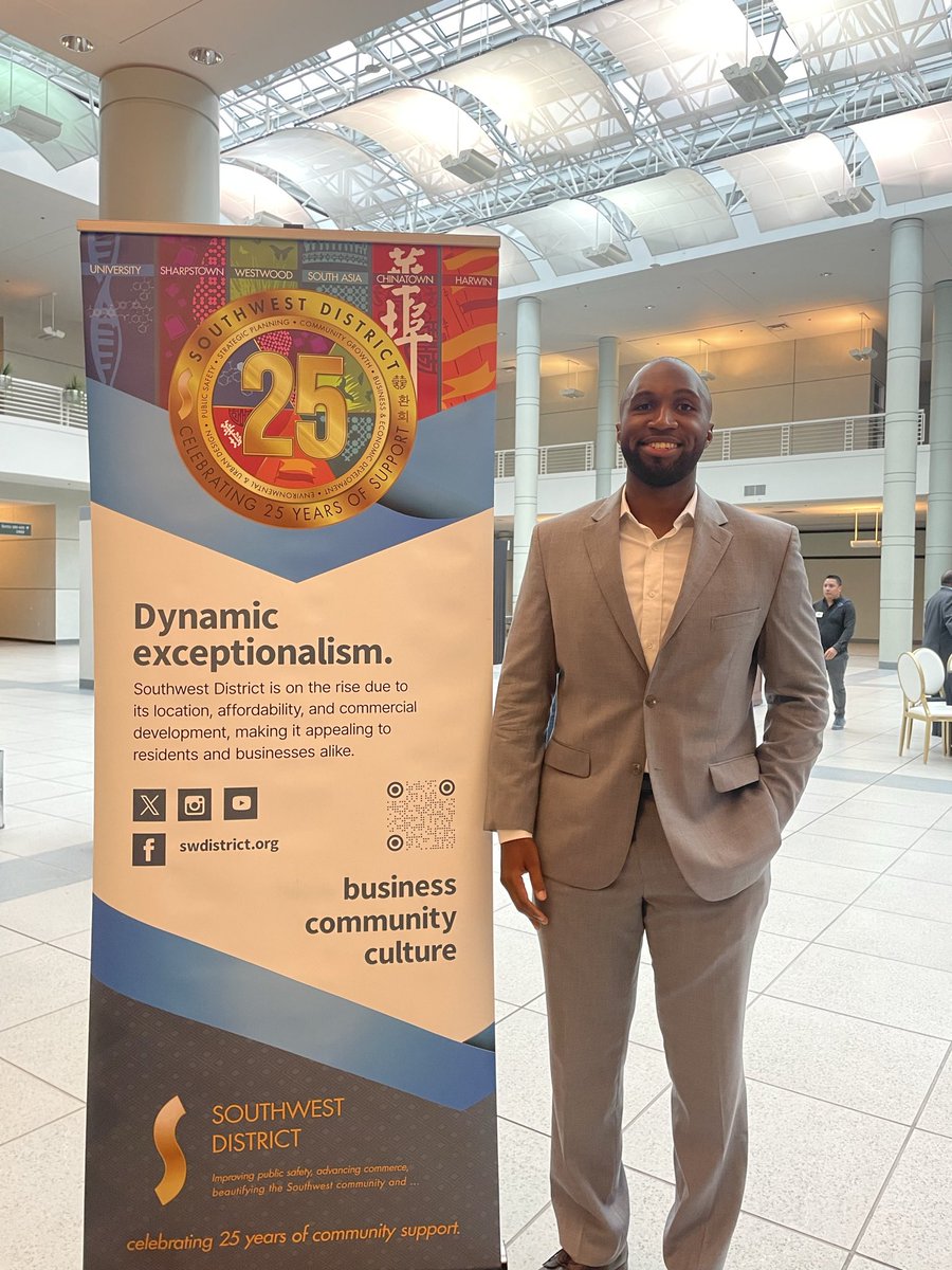 ThierryTchenko's tweet photo. Thank you to the @SouthwestMD for hosting its Rise and Shine Morning Mixer that brought together leaders, investors, and community partners that are helping to shape the future of Southwest Houston. https://t.co/V7nqhBQNwb