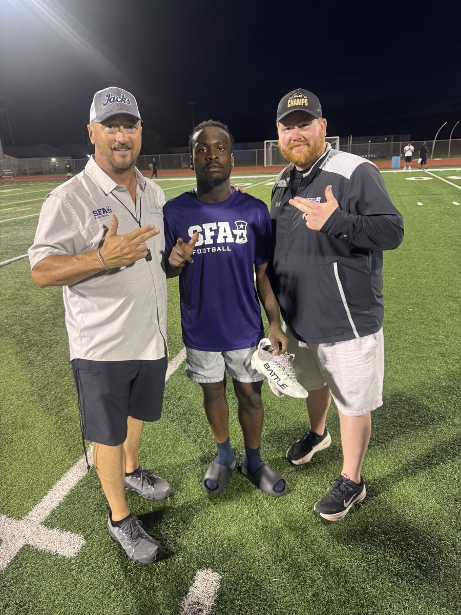 5xhumble's tweet photo. @CoachFaske @CoachGunnellSFA @AliefTaylor_FB @AliefGray  I had a great camp with sfa, it was a great opportunity for me to get better ‼️ https://t.co/bU5eJjNZY8