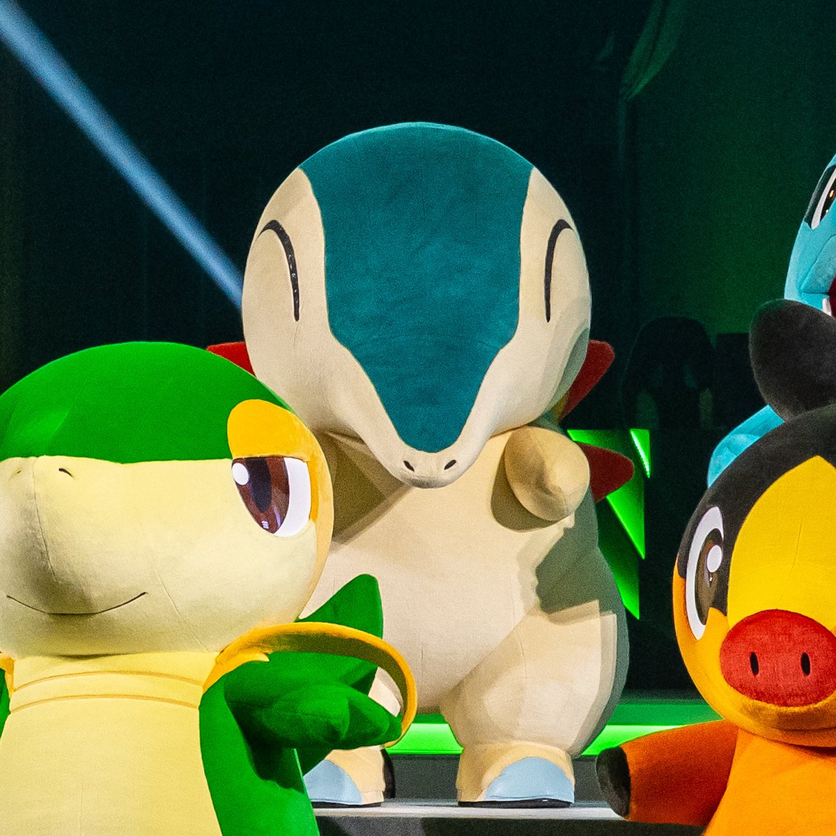 DtimesDream's tweet photo. 歴代の最初のパートナー27匹が大集結！
「ポケモンジャパンチャンピオンシップス2026( #PJCS2026 )」 #ポケモン30周年 スペシャルイベント
チコリータ、ヒノアラシ、ワニノコ☆
詳細→https://t.co/IDTAinKKbh https://t.co/7oHzLqng5l
