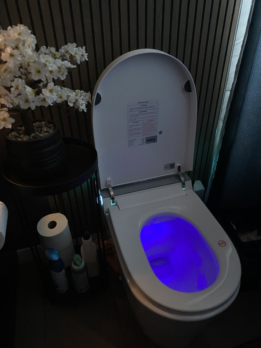 kappatchaa's tweet photo. My favorite part about coming home… https://t.co/BYBz6wKybL