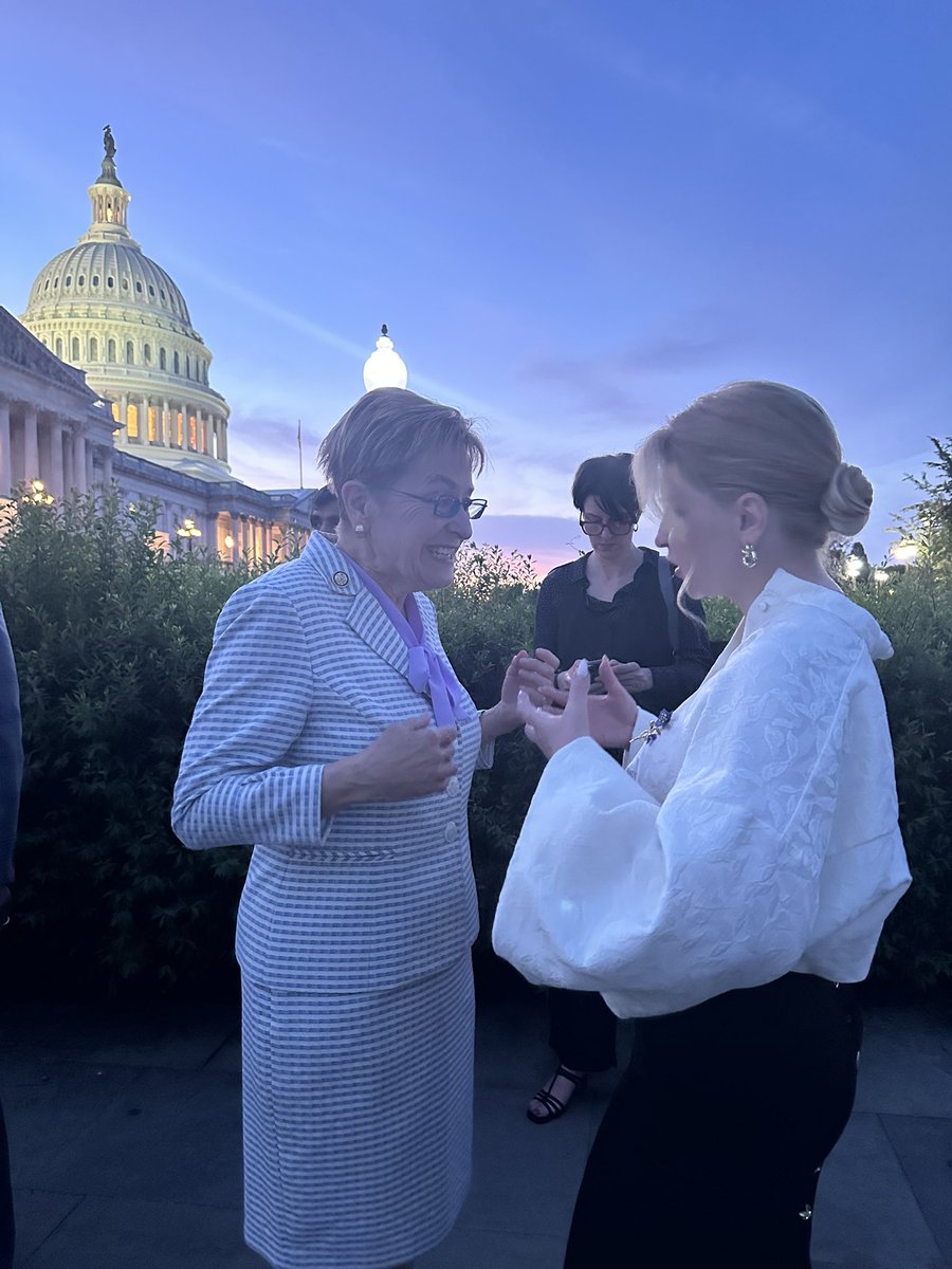 RepMarcyKaptur's tweet photo. To Americans, Liberty is not negotiable—it is fundamental. The bipartisan Ukraine Support Act the House passed today was a choice between Liberty and tyranny. Our Free World must stand tall against Putin’s brutality. Today we said we stand with Ukraine and our allies, and Russia must face sanctions.