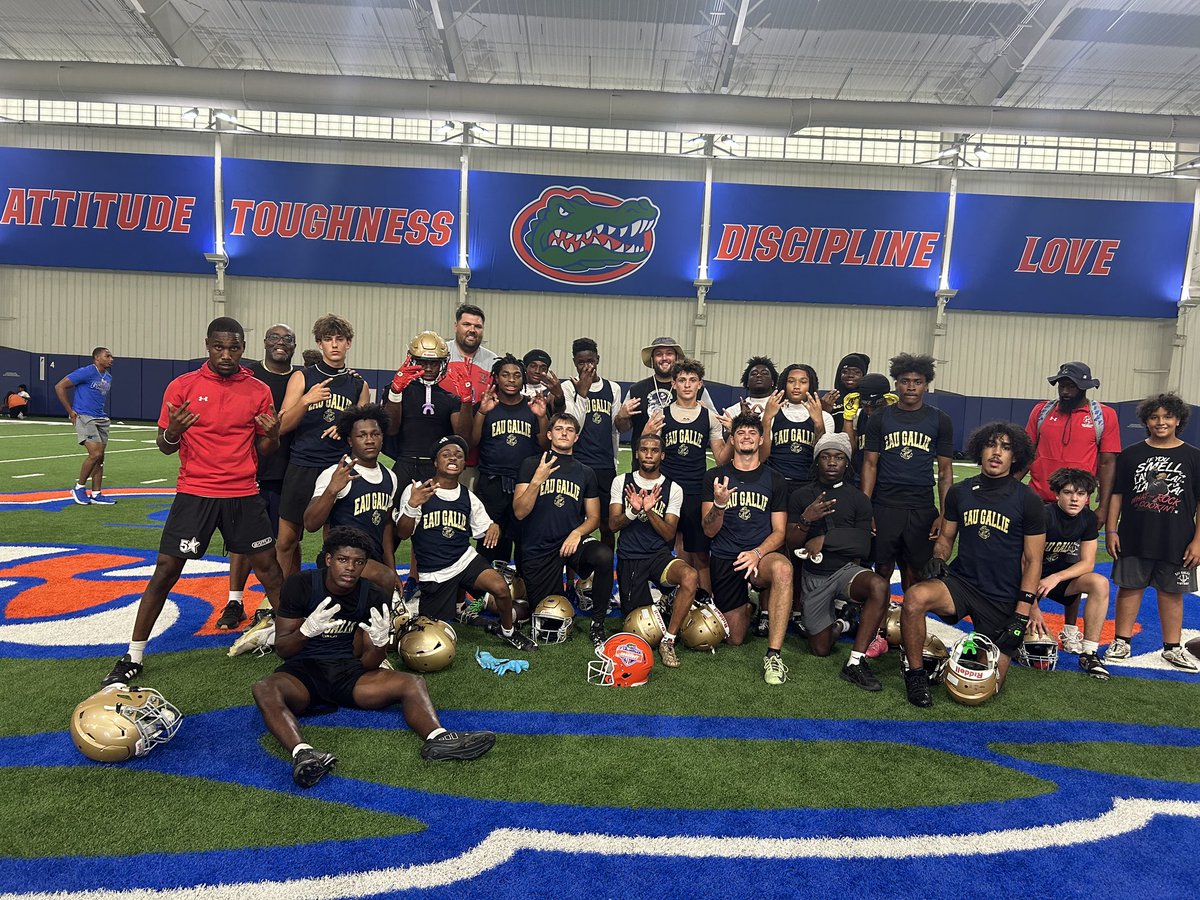 tsilberzahn2's tweet photo. ⛹🏻‍♂️⛹🏻‍♂️⛹🏻‍♂️ UF 7v7 champs  @ChadSimmons_ @JonSantucci @Andy_Villamarzo @adamgorney @ZBlostein247 @CatchinMyDreams #bEGreat #EGscholarshipfactory @EauGallieHC @CoachTrent3Guy @gallojack5 @JrJarrad @QNHall_Uno_JTG https://t.co/EqcBcEqlpG