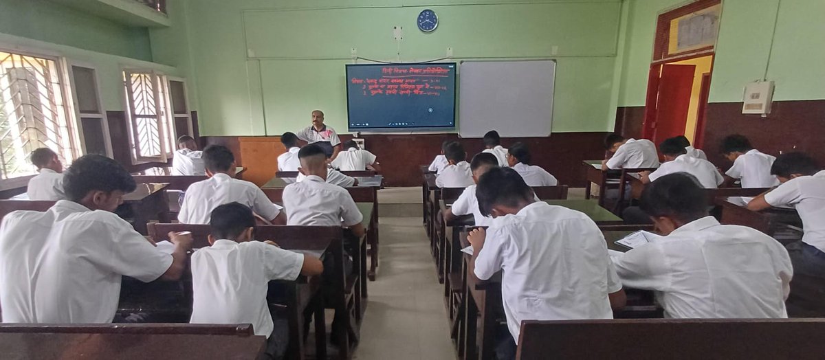 SSG_Assam's tweet photo. The school organised Inter-House English, Hindi and Assamese Essay Writing Competitions for the Session : 2026-27 on 04 Jun 26. https://t.co/X2ptU0KGJ6