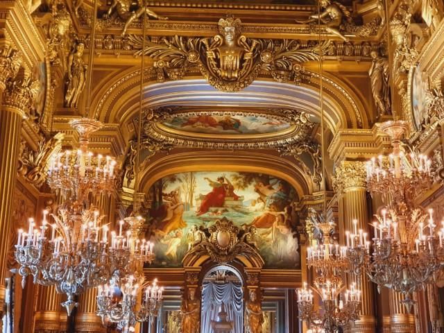 BrightNomad's tweet photo. Exploring Paris through its architecture https://t.co/KSr7xwhVlt https://t.co/vCQt3vs2fx