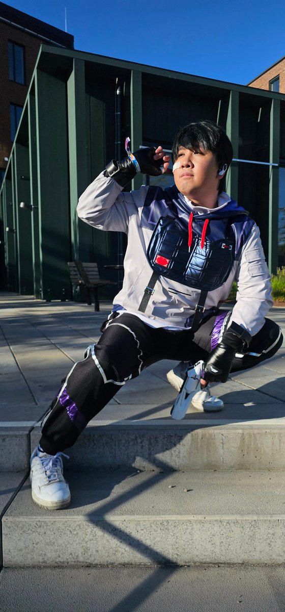 itsaneekTTV's tweet photo. Oh yeah. I did an Iso cosplay last month :]

@riotgames @VALORANT @VALORANTukn 

#valorant #valorantiso #valorantcosplay https://t.co/z5PikHflRy