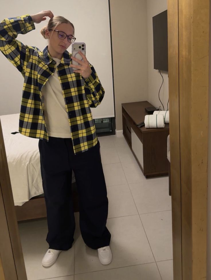 Gay5Paige's tweet photo. “They say lesbian wear flannels….” https://t.co/2HPJQn0HIK
