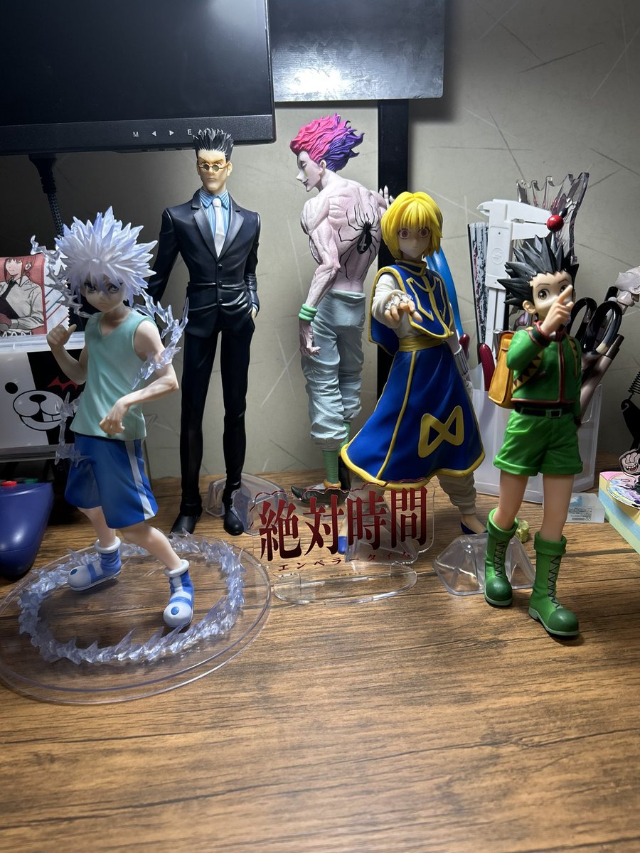 ddnfu's tweet photo. 多分給料の1/3くらいはフィギュアに消えてる https://t.co/7FLeeYC5sX