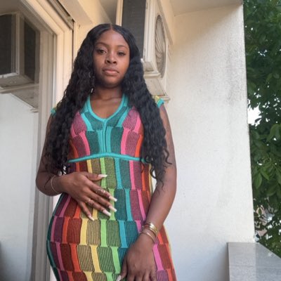 IeeshaLake's tweet photo. #NewProfilePic https://t.co/a3jtxvD9ik