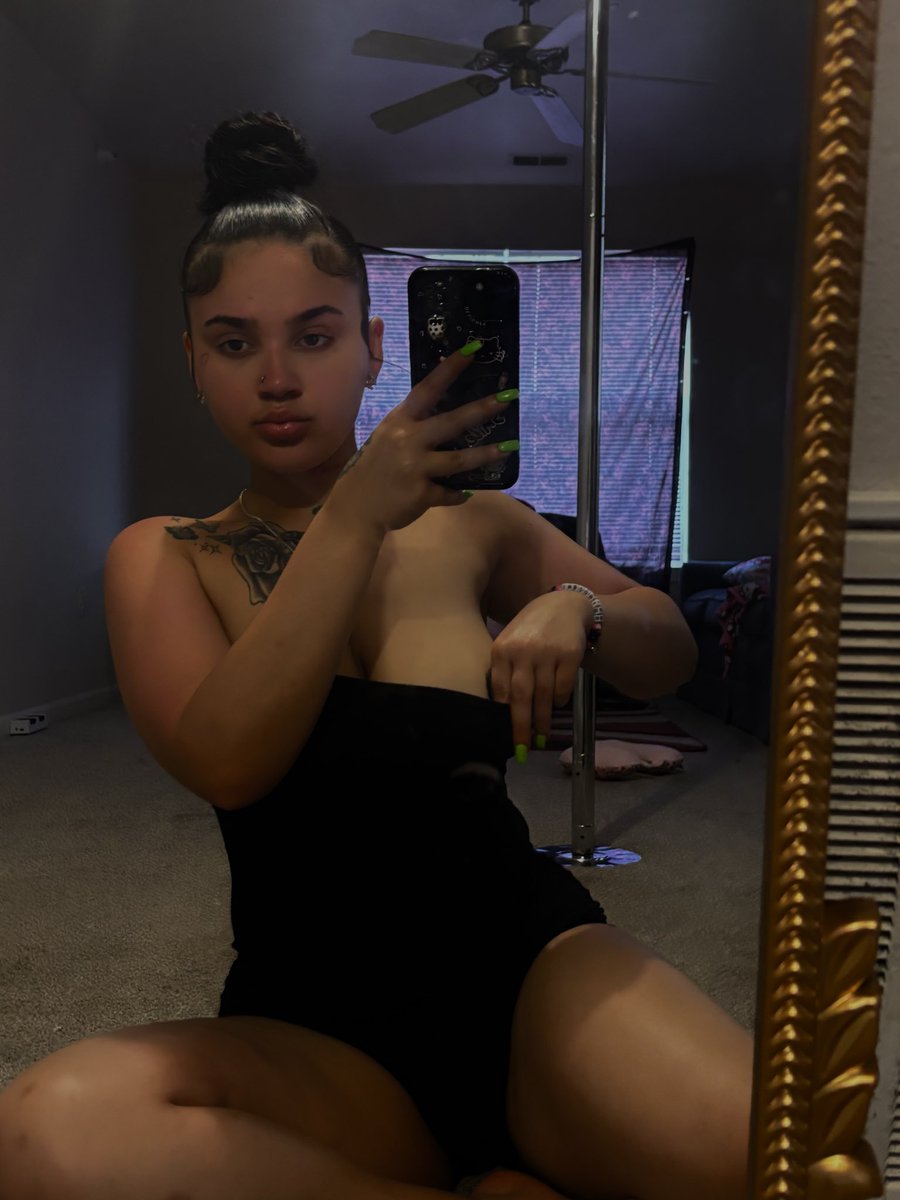 prettygirl.juelz tweet media