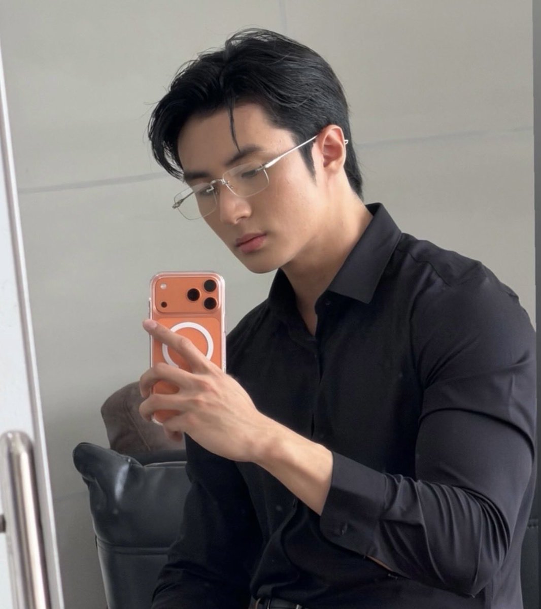 dailyhotdudes's tweet photo. Han Viet
💪 https://t.co/YC4cTO8GaZ