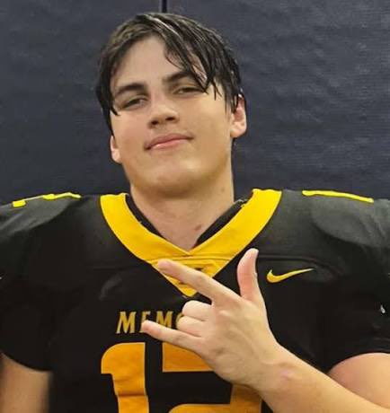 WellsJorda89710's tweet photo. 🚨 Austin Metcalf’s life mattered. He was only 17.🚨

A junior at Frisco Memorial High School in Texas, Austin was a standout student with a 4.0 GPA—an honor roll kid who worked hard and led by example. He was the MVP linebacker on the football team, a talented track athlete, and a natural leader who pushed himself and those around him to be better.

More than that, Austin was a devoted Christian whose faith shone through in how he lived. He was known as one of the kindest, most genuine people you could meet—reliable, gentle-hearted, with an infectious laugh and a strong work ethic. He loved the outdoors, fishing with his dad and twin brother Hunter, and dreamed of playing college football. He had his whole future ahead of him.
On April 2, 2025, Austin was fatally stabbed at a high school track meet in Frisco. He didn’t deserve to die. No teenager doing what kids are supposed to do—competing, hanging with teammates, seeking shelter from the rain—deserves to have his life violently taken in a senseless moment.

Austin died in his twin brother’s arms. His family, his church community at Hope Fellowship, and everyone who knew him are left grieving a bright light gone too soon. He was a son, a brother, a friend, a teammate, and a young man of strong faith.
His life mattered. Say his name. Remember who he was. Justice for Austin Metcalf. 💔🙏
#AustinMetcalf #HisLifeMattered #JusticeForAustin #JusticeForAustinMetcalf #FriscoTX #TexasStrong #RestInPeaceAustin #PrayForTheMetcalfFamily #EndYouthViolence #ChristianAthlete #SayHisName #RememberAustin