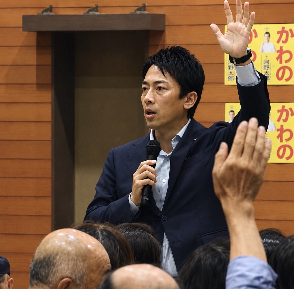 Alice_deShimada's tweet photo. @kuuhaku_saying 国会議員に支給される旧「文書通信交通滞在費（現・調査研究広報滞在費）」は、社会保険制度（健康保険や厚生年金など）の適用対象外

なのおかしいと思う人〜 https://t.co/8cOpJPq162