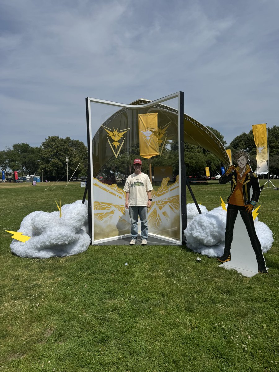 FikesCharles's tweet photo. Shiny Haul from Pokemon Go Fest Day 1 in Chicago 2026 https://t.co/Pf52xKZ3JI