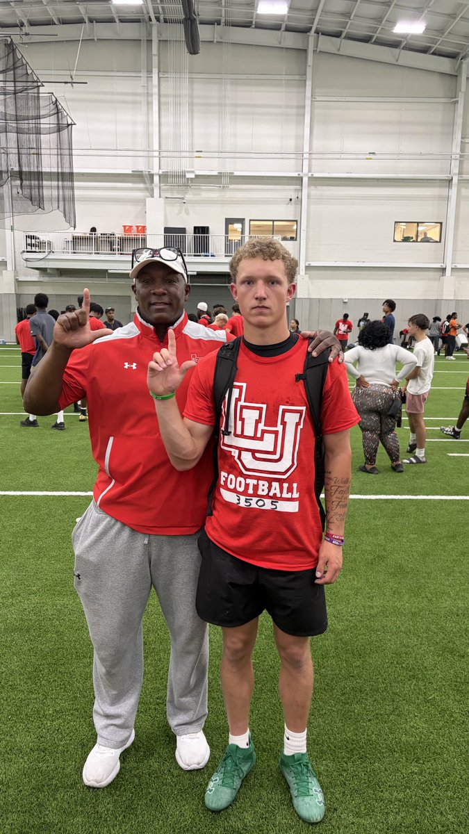 Braeden vann tweet media