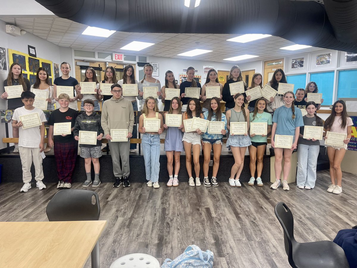 PtBoroSchools's tweet photo. Congratulations to all of the Memorial Middle School students who were recognized at the Point Pleasant Student Voices Essay Contest Celebration! Special thanks to our ELA teachers and the MMS PTO for making this annual event a great success! #PantherPath https://t.co/NMYITeIHj2