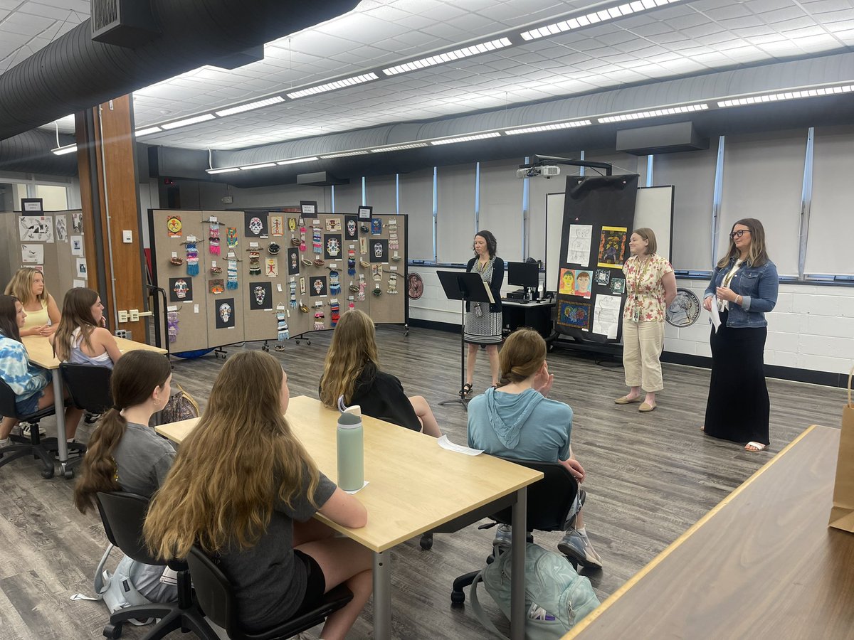 PtBoroSchools's tweet photo. Congratulations to all of the Memorial Middle School students who were recognized at the Point Pleasant Student Voices Essay Contest Celebration! Special thanks to our ELA teachers and the MMS PTO for making this annual event a great success! #PantherPath https://t.co/NMYITeIHj2